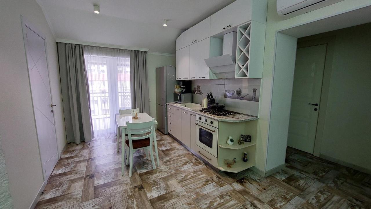 Seaside Apartment Batumi Beach Extérieur photo